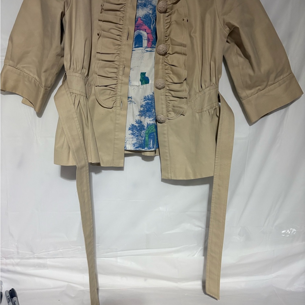 Chic Beige Ruffled Blazer with Patterned Lining - Picture 2 of 13